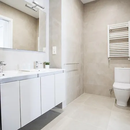 Apartment Urbieta Center - Iberorent
